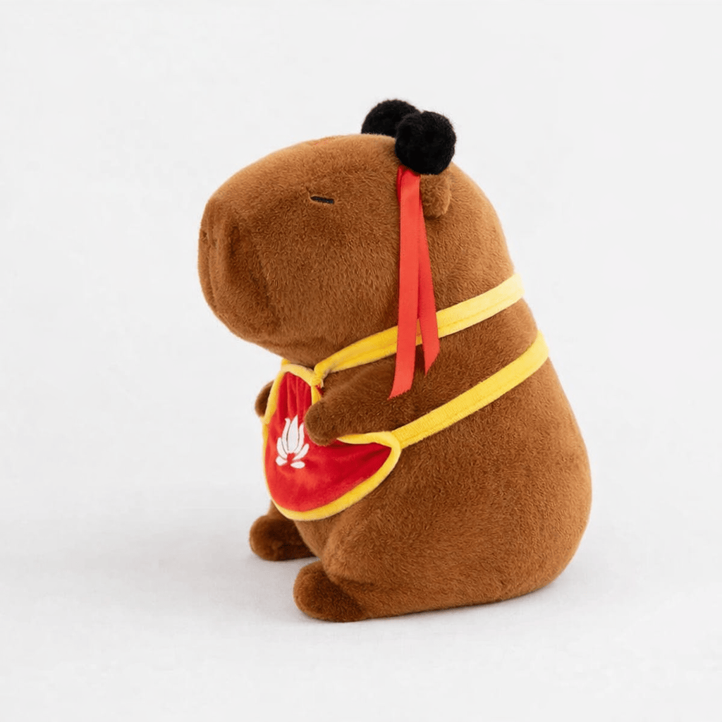 Pluschtierland Capybara Kuscheltier mit traditionellem Nezha Kostüm Capybara Kuscheltier mit traditionellem Nezha Kostüm