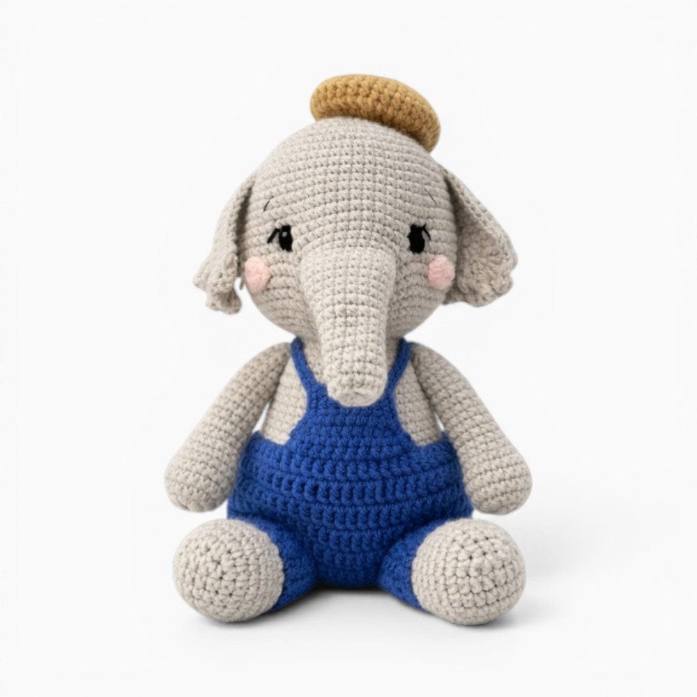 Pluschtierland Gehäkeltes Elefanten Kuscheltier im Blaumann Gehäkeltes Elefanten Kuscheltier im Blaumann