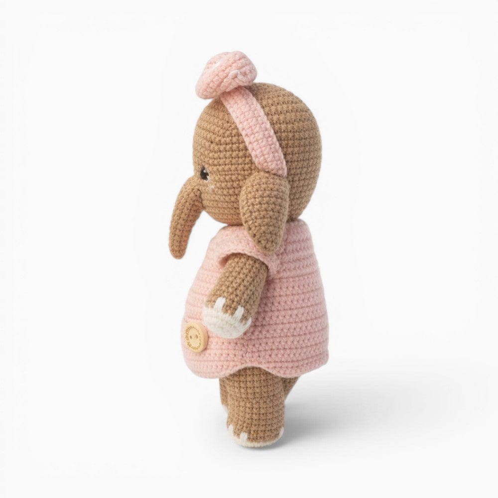 Pluschtierland Gehäkeltes Elefanten Kuscheltier im rosa Kleid Gehäkeltes Elefanten Kuscheltier im rosa Kleid