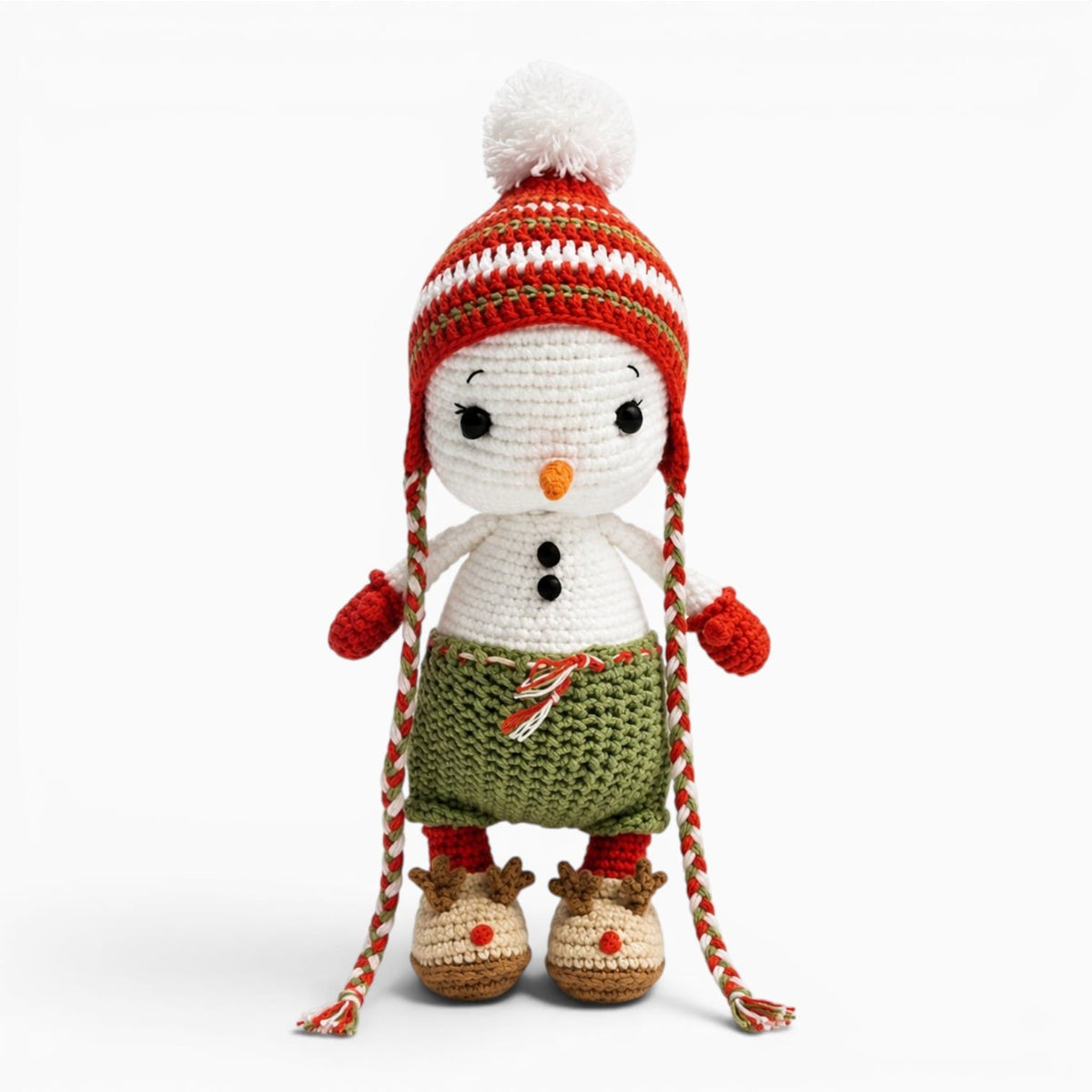 Pluschtierland Gehäkeltes Schneemann Kuscheltier mit Wintermütze Gehäkeltes Schneemann Kuscheltier mit Wintermütze