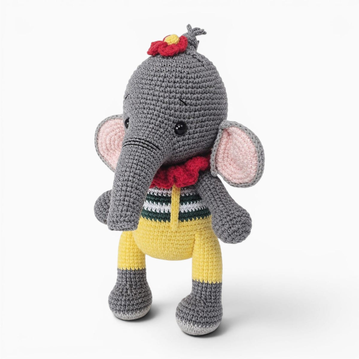 Pluschtierland Graues gehäkeltes Elefanten Kuscheltier mit Schal Graues gehäkeltes Elefanten Kuscheltier mit Schal