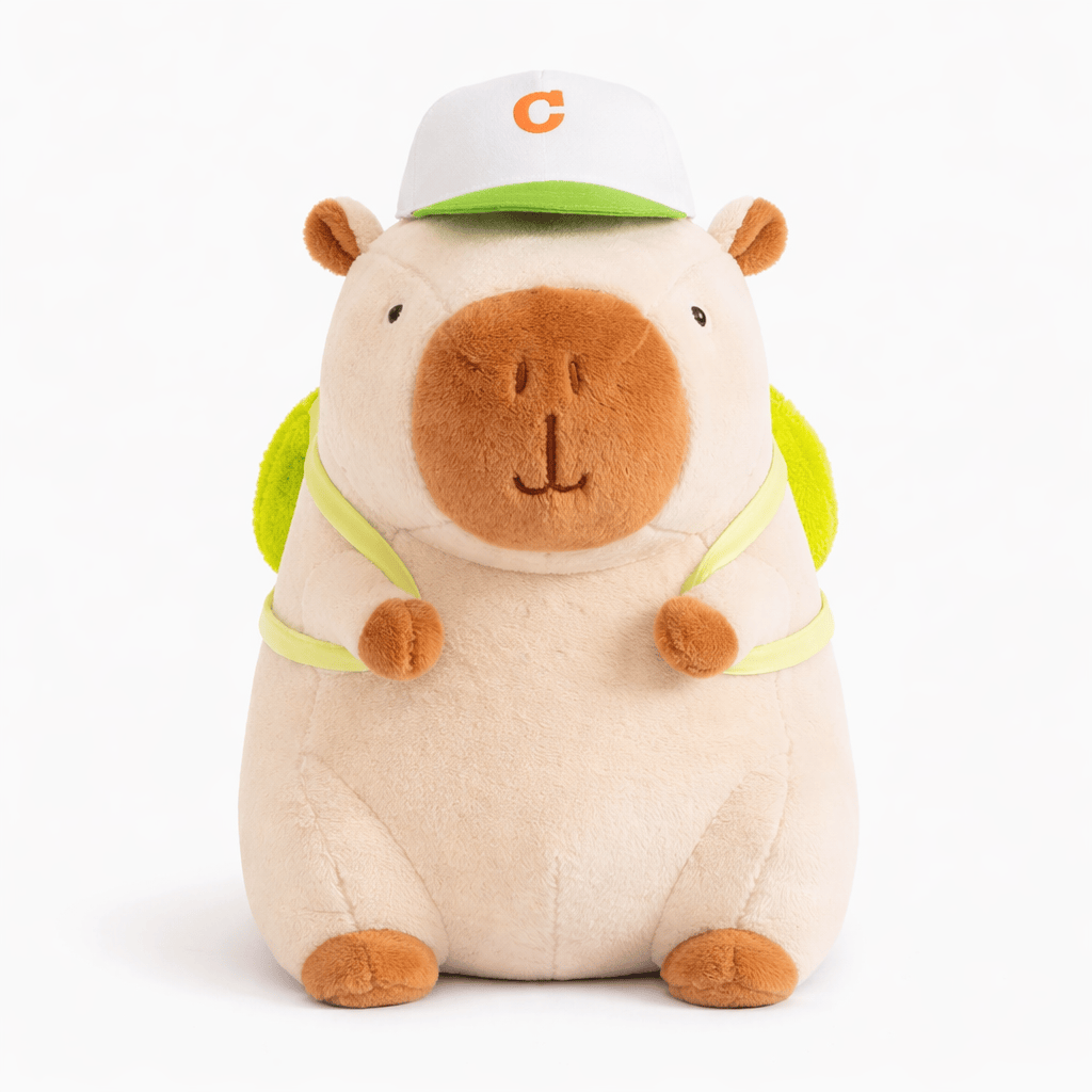 Pluschtierland Süßes Capybara Kuscheltier mit Rucksack und Kappe Süßes Capybara Kuscheltier mit Rucksack und Kappe